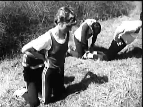 Видео: Бег на средние и длинные дистанции