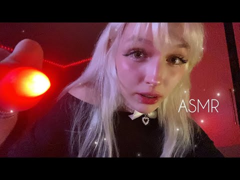 Видео: ASMR школьная медсестра ищет у тебя букашек