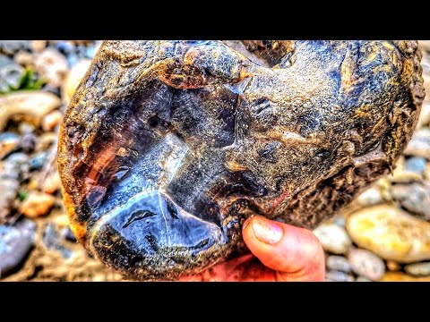 Видео: Охота за огромным агатом! Находка великолепного агата весом более 9 фунтов! #thefinders