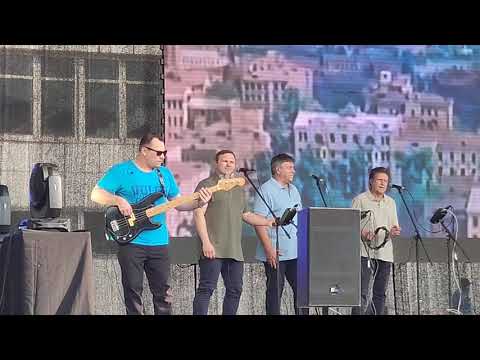 Видео: Полевской День металлурга 17.07.2021концерт группы ЛЮБЭ стадион ТРУД