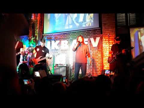 Видео: Дмитрий Бикбаев (4post, Apostol) - Добей (Москва, 15.03.2020)