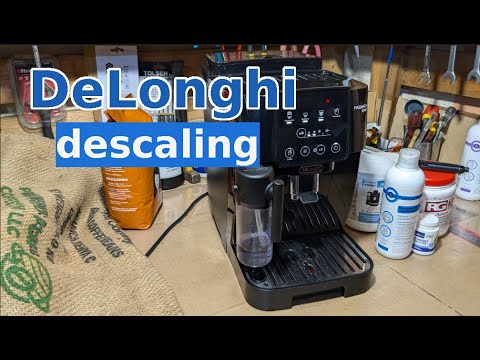 Видео: Удаление накипи  DeLonghi Magnifica Star