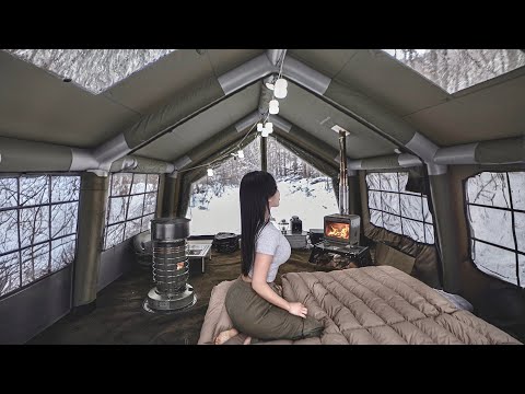 Видео: 2-КОМНАТНЫЙ ЛЮКС-ДОМИК ИЗ НАДУВНОЙ ПАЛАТКИ 🏠 СНЕЖНЫЙ КЕМПИНГ ❄️ КЕМПИНГ ASMR