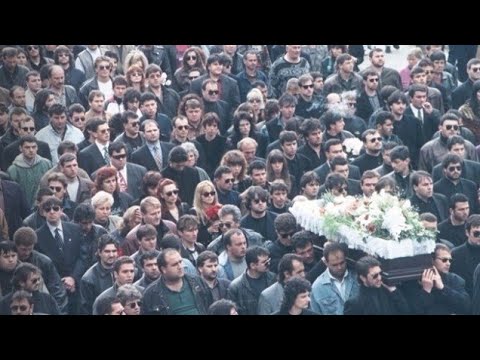 Видео: Погребението на основателя на ВИС Васил Илиев (1965-1995).
