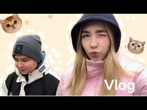 Видео: VLOG. Готовим корн-доги и гуляем. Каникулы 
