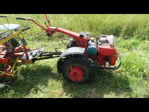 Видео: Мотоблок МТЗ 05 с конной косилкой, модернизация