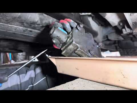 Видео: Ремонт за 200₽ Range Rover sport 3.6 (368dt) устранение течи блока клапанов активной стабилизации
