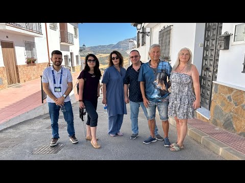 Видео: CASABERMEJA - ЖДЁМ В ГОСТИ С ЗУРАБОМ ДВАЛИ (subtitulos ES)