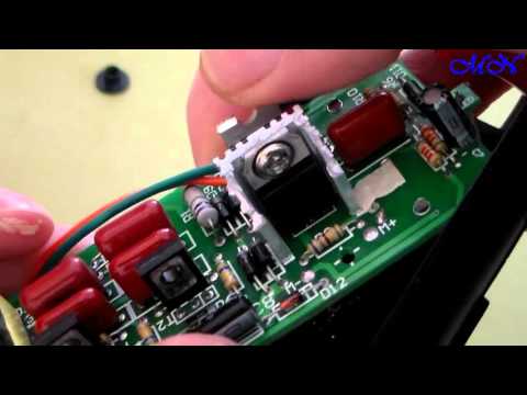 Видео: Внутренности паяльного фена  GJ-8018LCD