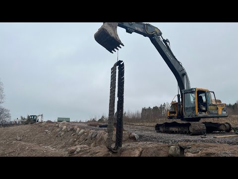 Видео: Замена ходовой на гусеничном экскаваторе Volvo 210