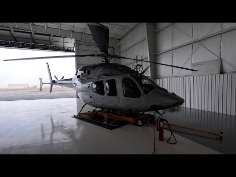 Видео: Bell 429 | Вылет на вертолете по ППП в заснеженные горы Сьерра