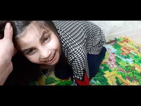 Видео: Атипичный аутизм поведение ребенка в 8 лет.