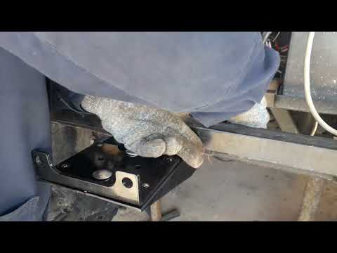 Видео: Лебедка на каракат,болотоход, вездеход.