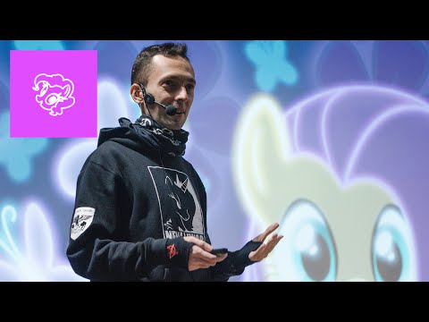 Видео: 15x4 Comic-Con: 15 минут о My little pony