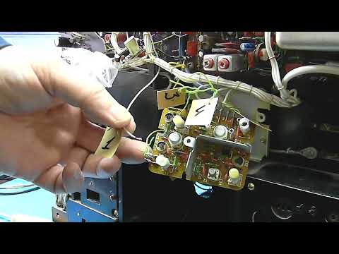 Видео: Перенастройка Блока "УКВ-1-1С" на диапазон УКВ-CCIR (87.5~108 МГц). MASTER MODE  Ленинград 002, 006