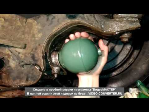 Видео: Замена ЗАДНИХ сфер, гидроаккумуляторов Citroen Xantia 1