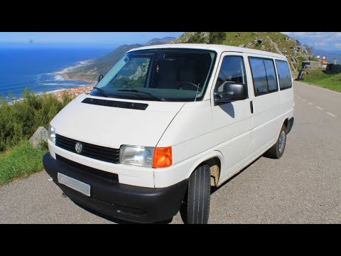 Видео: Краткий обзор семейного автомобиля Volkswagen Transporter T4.