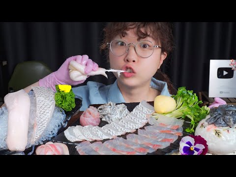 Видео: Количество сырой рыбы, как сыр Mukbang eating show