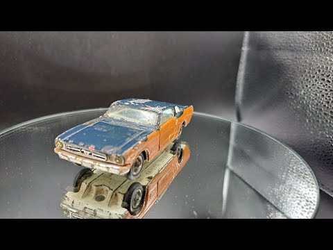 Видео: Литая реставрационная модель Corgi Toys Ford Mustang 2+2 Fast Back No/325 1965/70