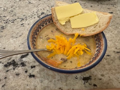 Видео: Сырный гамбургер и картофельный суп от RMR