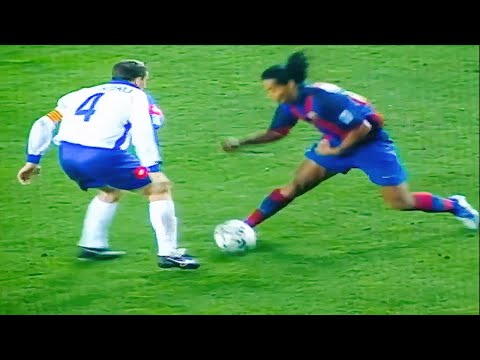 Видео: Никто никогда не будет играть в футбол, как РОНАЛДИНЬО