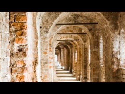 Видео: ОтсутствиеЛогики иЗдравогоСмысла, ноЗато"ВысокиеТехнологии"вЗамкеСфорца в Милане.И да-наростамБытьЧ1