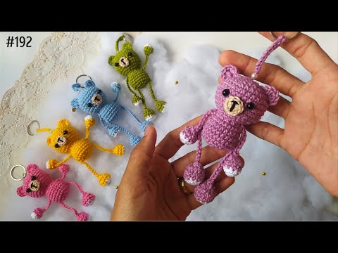 Видео: Брелок-мишка Bambolino крючком - очень красивая кукла крючком! (с субтитрами)