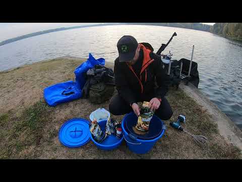 Видео: Ловля ЛЕЩА и ПЛОТВЫ на фидер Рыбалка на Истринском водохранилище