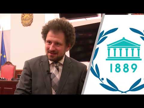 Видео: Серијал емисии „Ваш пратеник“- Бобан Карапејовски