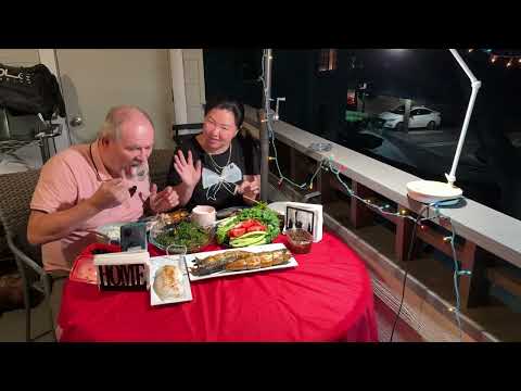 Видео: Скумбрия, которая сведёт с ума! Мукбанг на балконе 🔥🐟Мукбанг: Копченая скумбрия на свежем воздухе!🍽️