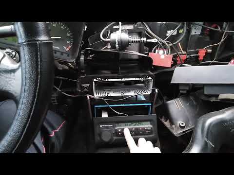 Видео: Климатроник пассат б4 клапан лоб-ноги