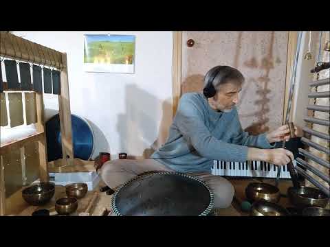 Видео: "Радостное весеннее пробуждение леса, умытого лучами улыбающегося Солнышка". Музыка для медитации