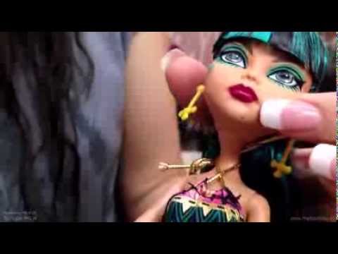 Видео: Распаковка Клео с оазисом 13 Желаний Cleo de Nile 13 Wishes Monster High обзор на русском