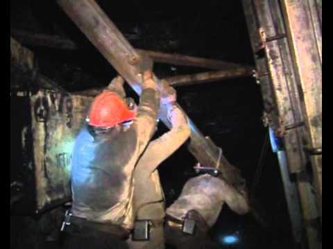 Видео: Воркута ш.Комсомольская 2006.avi