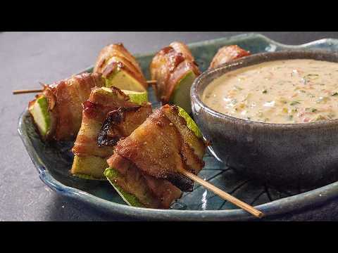 Видео: Не знаете куда девать кабачки? Вот решение: шашлык из кабачков в беконе и соус из кабачков