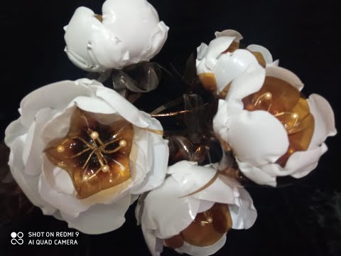 Видео: Как сделать веточку пионов из пластиковых бутылок!!