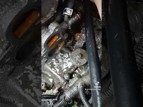 Видео: Гетц промывка системы охлаждения