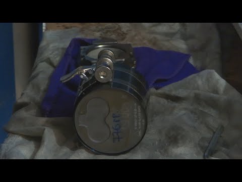 Видео: Не удобная оправка поршневых колец | Поршень+шатун | Капиталка двигателя AAZ 1.9 TD #Часть 14