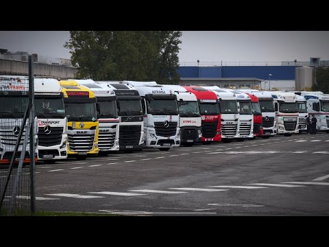 Видео: Самый опасный район Франции.