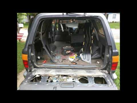 Видео: Ремонт заднего стекла на Toyota 4runner 90-95 годов выпуска