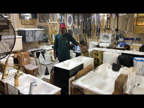 Видео: Сантехническая арматура, такая как джакузи, душевые кабины, душевые лейки, зеркала, краны, резерв...