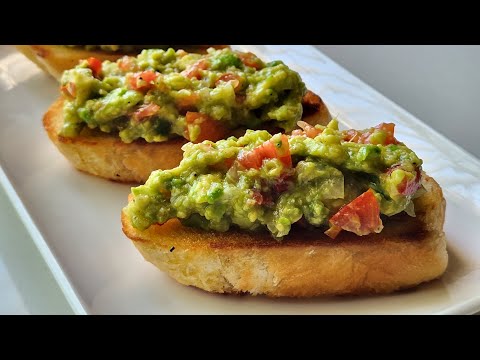 Видео: Avocado Toast for Breakfast 🥑🥪/ Өглөөний цай, авокада саладтай шарсан талхны жор