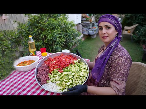 Видео: Блюдо дня: кабачки и мясо с исключительным вкусом