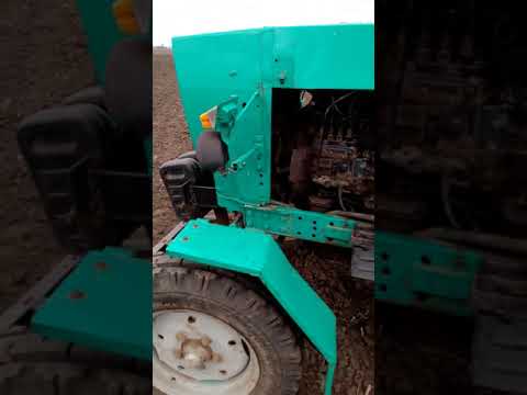 Видео: Обзор трактора ЮМЗ с двигателем СМД.