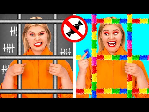 Видео: Как Пронести Сладости в Тюрьму | Смешные Моменты от RaPaPa Challenge