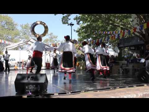 Видео: Бачковско Хоро