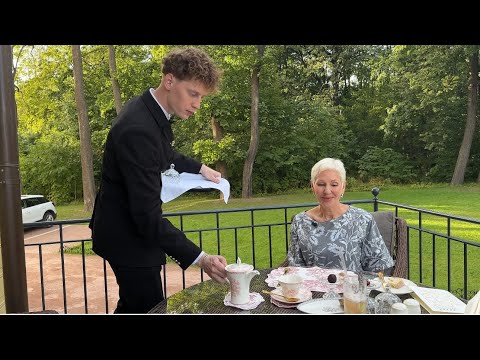 Видео: Ужин на вилле принца