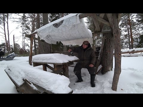 Видео: ЗАВЁЗ МАТЕРИАЛ К ТАЁЖНОЙ БЕСЕДКЕ, БУДЕМ ВОССТАНАВЛИВАТЬ!  НЕБОЛЬШАЯ РЫБАЛКА У ДЕРЕВНИ \ ТОФАЛАР 600!
