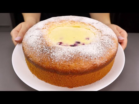 Видео: Несмотря на простоту, ПИРОГ можно подать и гостям: вкусный пирог "ВУЛКАН" С ТВОРОГОМ И ЯГОДАМИ