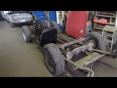 Видео: Проект реставрации Triumph TR6 1970 года — Часть 1 — Ремонт рамы